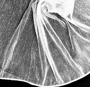 STYLOWA FIRANKA BIAŁY DESZCZYK Z DOŁEM WYKOŃCZONYM OŁOWIANKĄ WYSOKOŚĆ 300 CM PRODUCENT PAPION TURCJA