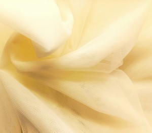 UNIKALNA FIRANKA MARKIZETA TYPU MOSKITIERA W ORYGINALNEJ BARWIE ECRU O STRUKTURZE SIATECZKI W POSTACI OCZEK TYPU PLASTER MIODU WYSOKOŚĆ 310 PRODUCENT POLONTEX CZĘSTOCHOWA