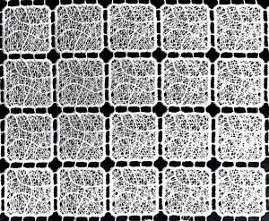 ORYGINALNA GIPIURA NA METRY WZÓR GEOMETRYCZNY W POSTACI PIĘKNYCH KUNSZTOWNIE WYKONANYCH KWADRATÓW W BIAŁYM KOLORZE SZEROKOŚC 150 CM PRODUCENT TURCJA