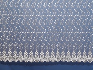 FIRANA SIATECZKA WZÓR DELIKATNE KWIATUSZKI Z OZDOBNYM DOŁEM WYSOKOŚĆ 280 CM