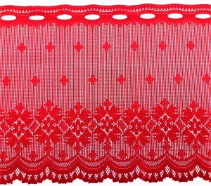 ZAZDROSTKA ŻAKARD VINTAGE W KOLORZE CZERWONYM O STRUKTURZE SIATECZKI Z EFEKTOWNYM WZOREM WYSOKOŚĆ 45 CM PRODUCENT POLONTEX CZĘSTOCHOWA