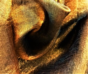 ORYGINALNA KRESZOWANA ORGANTYNA W KOLORZE CZEKOLADOWEGO BRĄZU Z PIĘKNYM POŁYSKIEM GLAMOUR WYSOKOŚĆ 270 CM PRODUCENT POLONTEX CZĘSTOCHOWA