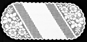 ELEGANCKI BIEŻNIK ŻAKARD KOLOR BIAŁY Z ORYGINALNYM WZOREM W STYLU RETRO VINTAGE PRODUCENT HAFT KALISZ